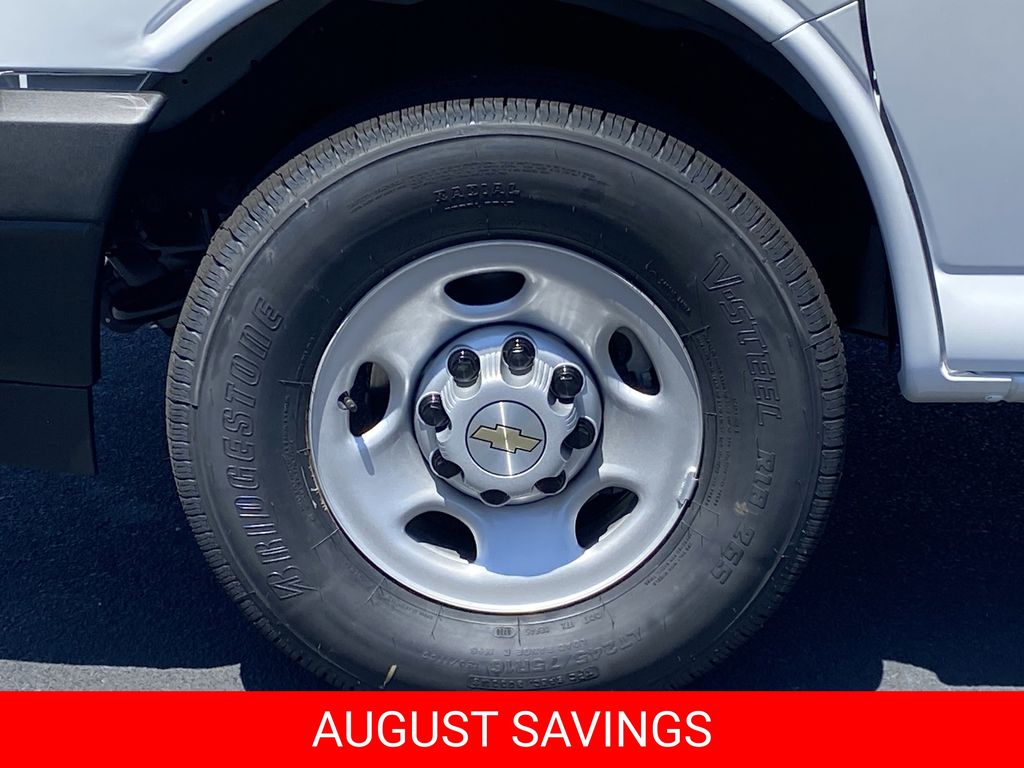 New 2026 Chevrolet Express 2500 Van