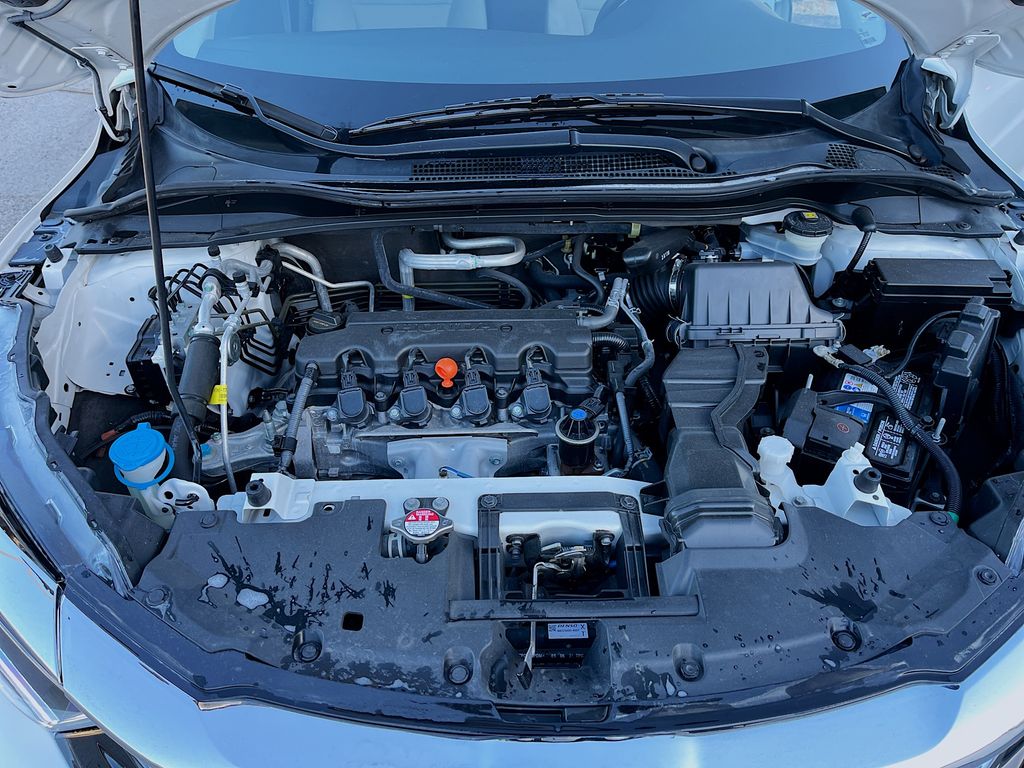 2022 Honda HR-V LX White at AutoSavvy Houston Southwest
