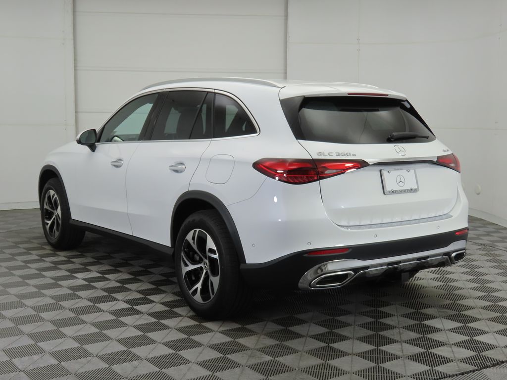 Thumbnail: 2026 Mercedes-Benz GLC - 7