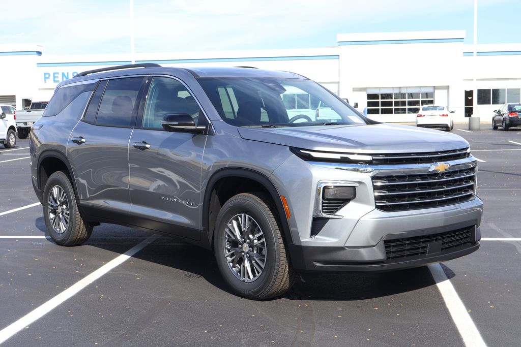 Thumbnail: 2026 Chevrolet Traverse - 10