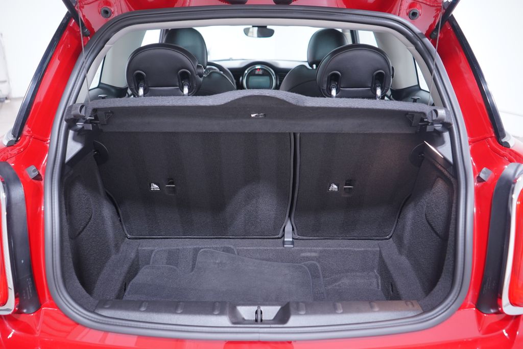Thumbnail: 2019 MINI Cooper - 19