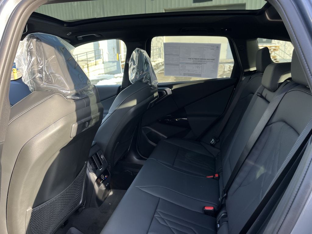 Thumbnail: 2026 BMW X3 - 23