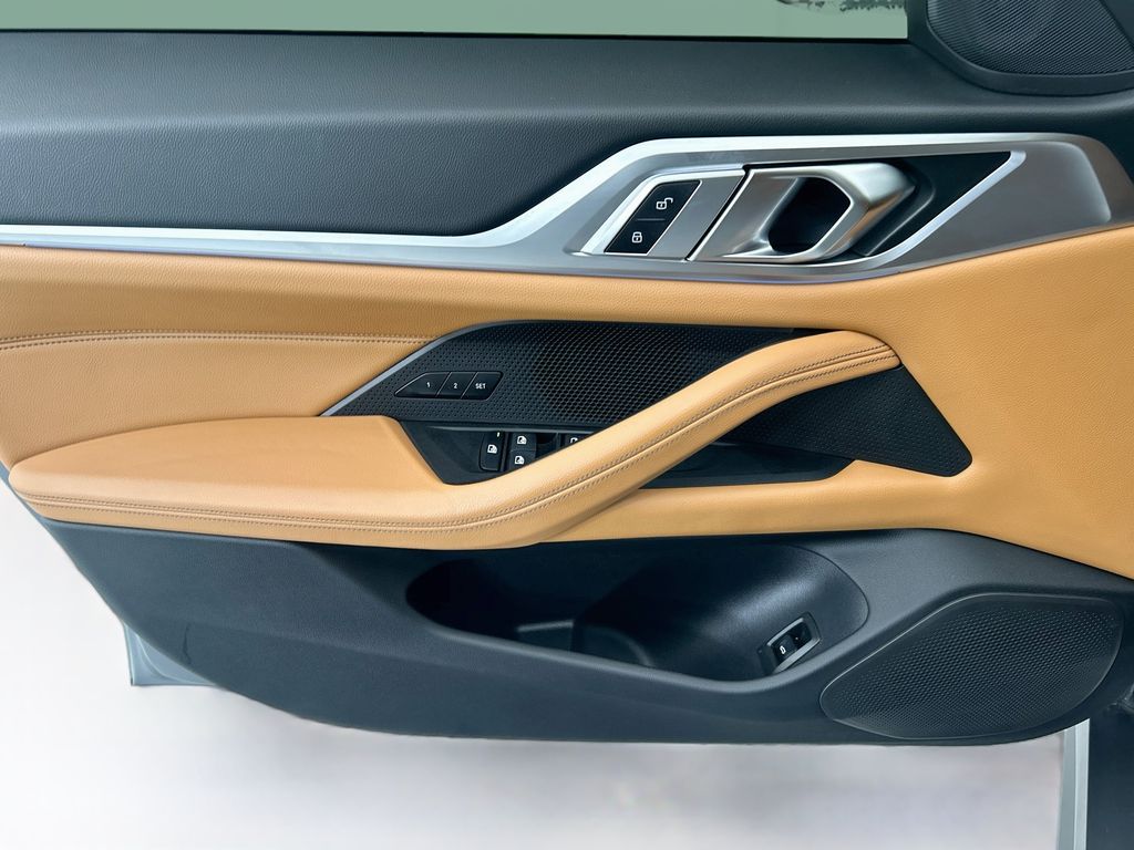 Thumbnail: 2023 BMW i4 - 23