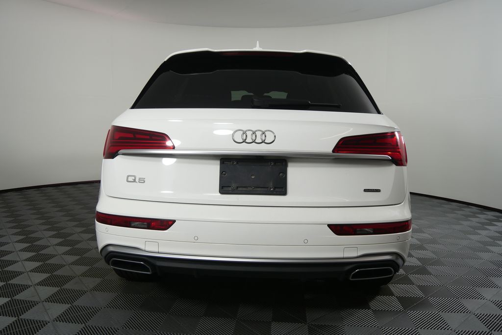 Thumbnail: 2022 Audi Q5 - 4