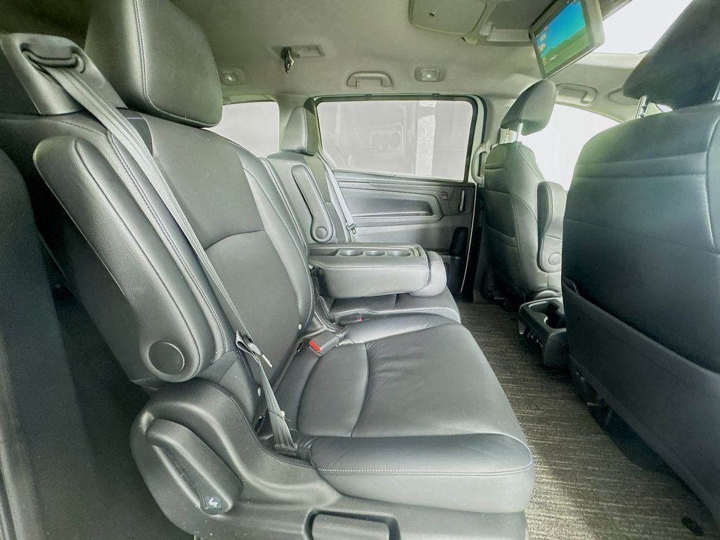 Used Car 2023 Honda Odyssey  Touring For Sale Under $35,000 In Austin, Texas