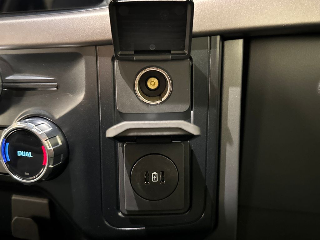 Certified Used 2025  Ford XLT image 32