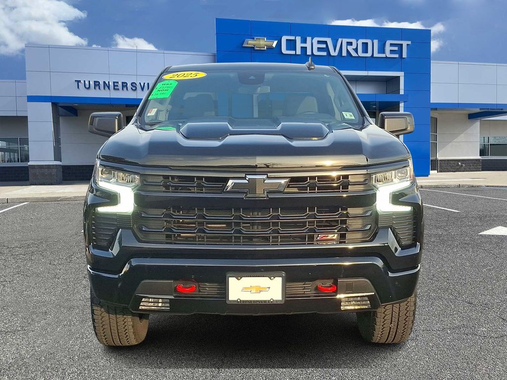 Thumbnail: 2025 Chevrolet Silverado 1500 - 2