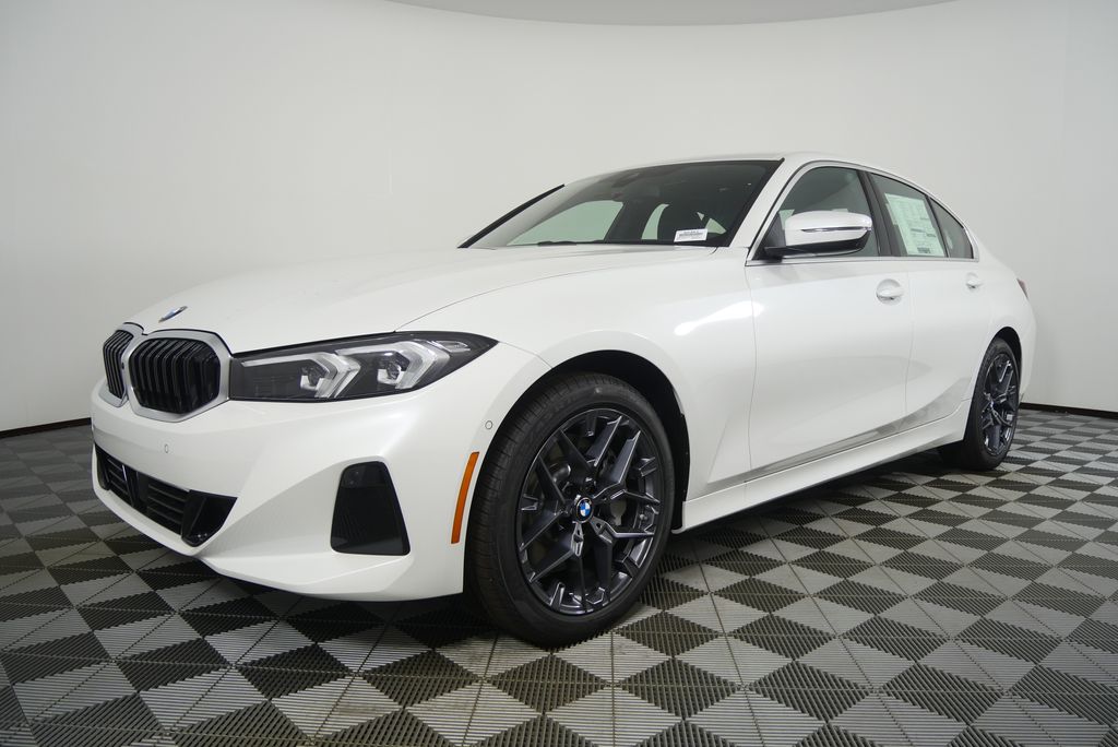 Thumbnail: 2026 BMW 3 Series - 7