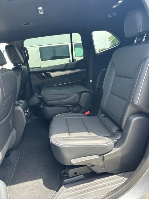 Used 2025 Buick Enclave SUV