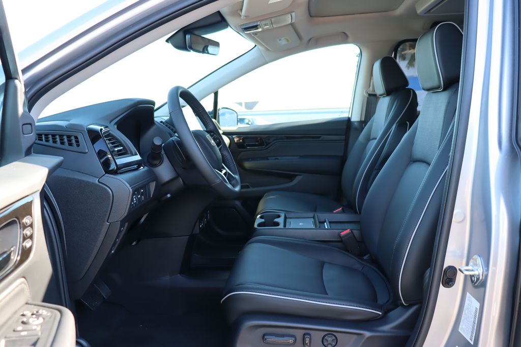 Thumbnail: 2026 Honda Odyssey - 31