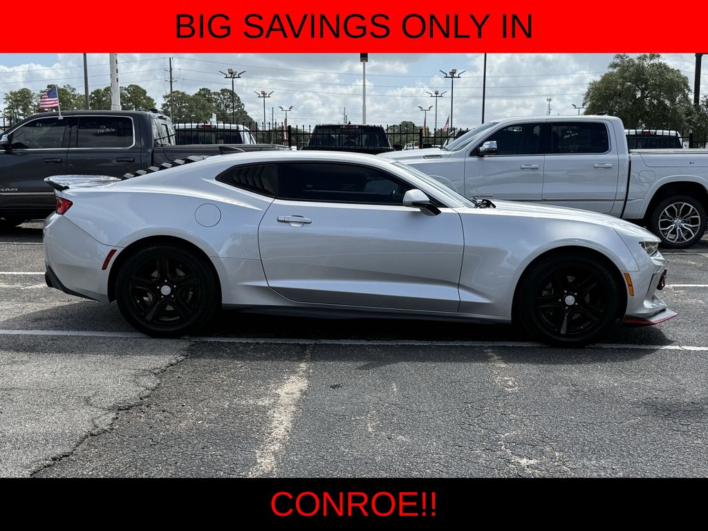 2017 Chevrolet Camaro 1LT - 4