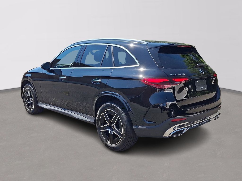 Thumbnail: 2026 Mercedes-Benz GLC - 6