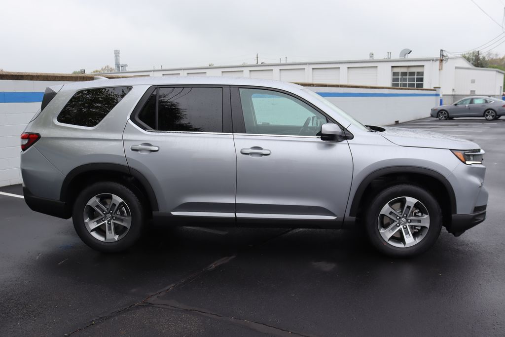 Thumbnail: 2025 Honda Pilot - 6