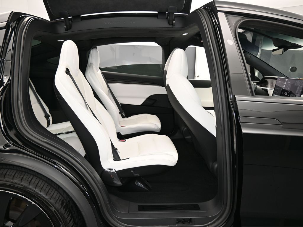 Used 2022 Black Tesla Plaid image 34