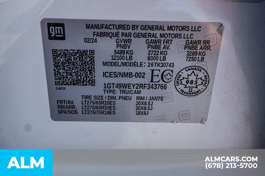 Used 2024 White GMC Denali image 61