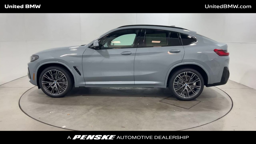 2025 BMW X4 xDrive30i 5