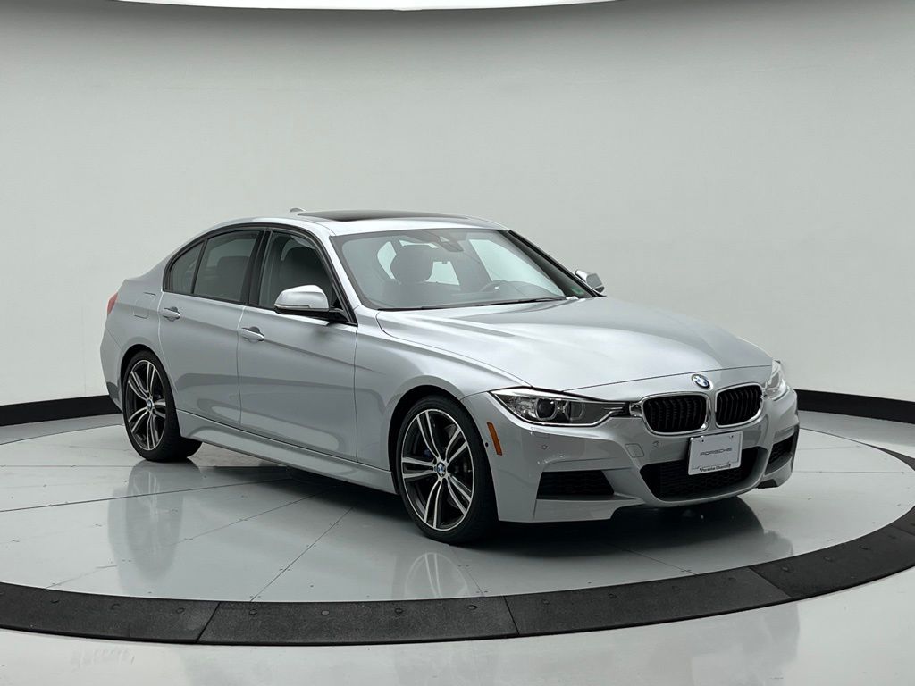 Thumbnail: 2015 BMW 3 Series - 3