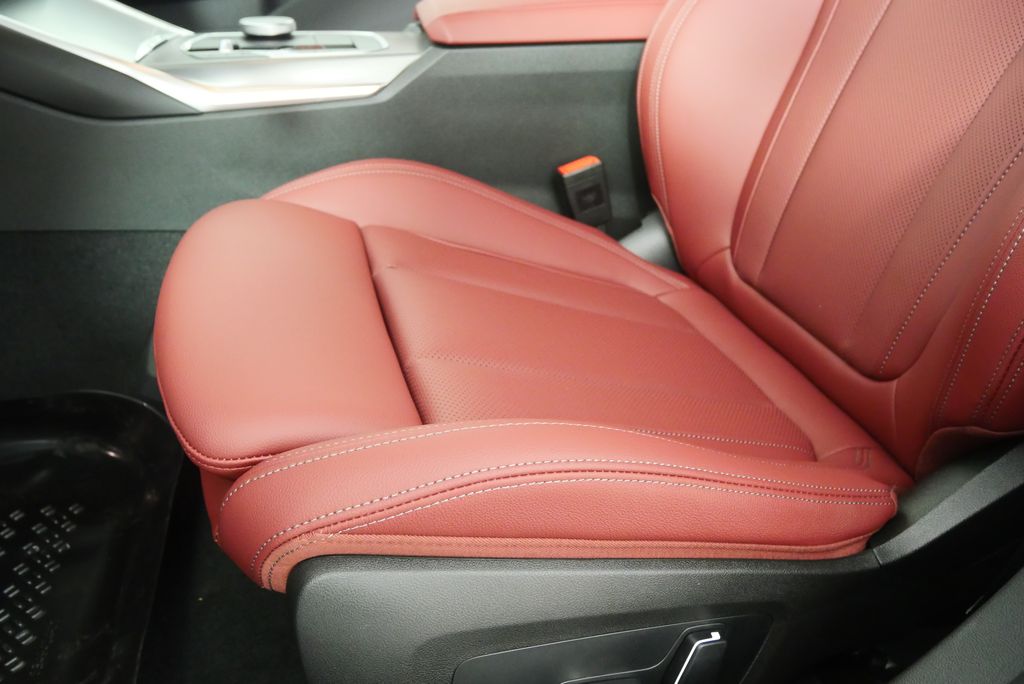2025 BMW 3 Series M340i 9