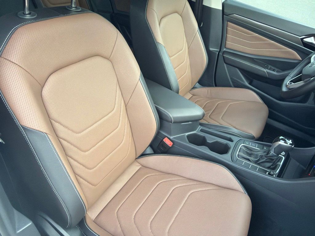 2025 Volkswagen Jetta 1.5T SEL