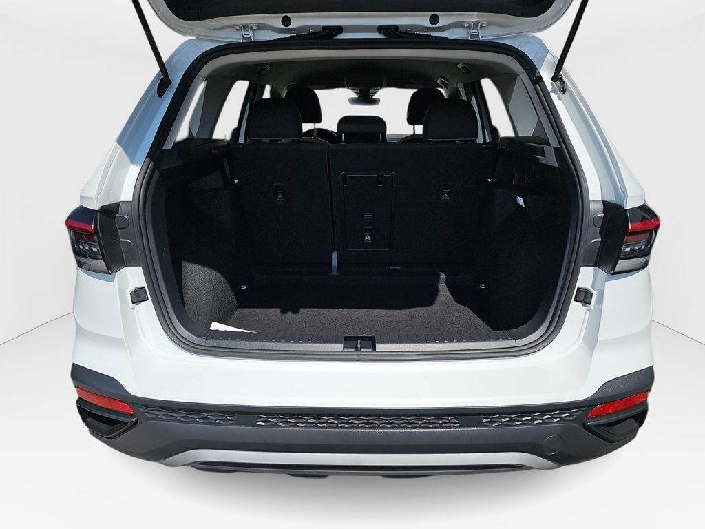 Used 2025 Volkswagen Taos SUV