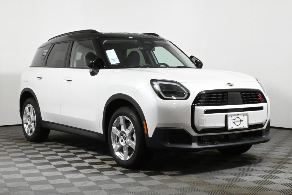 2025 MINI Cooper Countryman Base 9