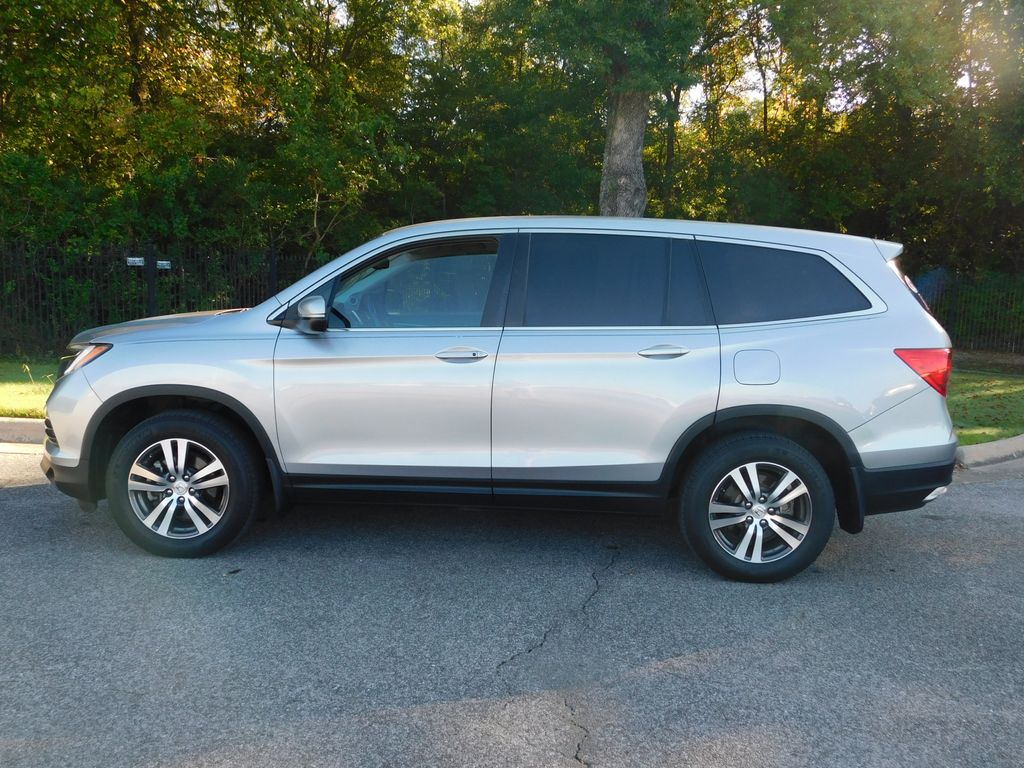 Thumbnail: 2018 Honda Pilot - 2