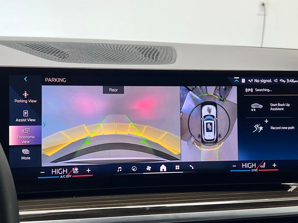 Thumbnail: 2025 BMW X5 - 15