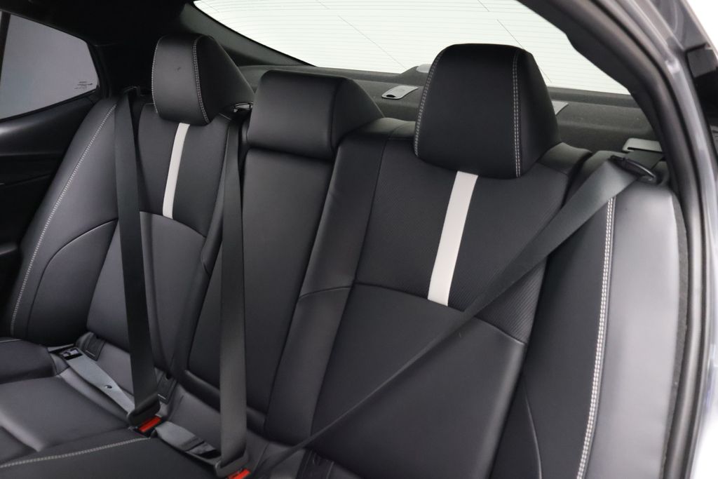 Thumbnail: 2025 Toyota Camry - 18