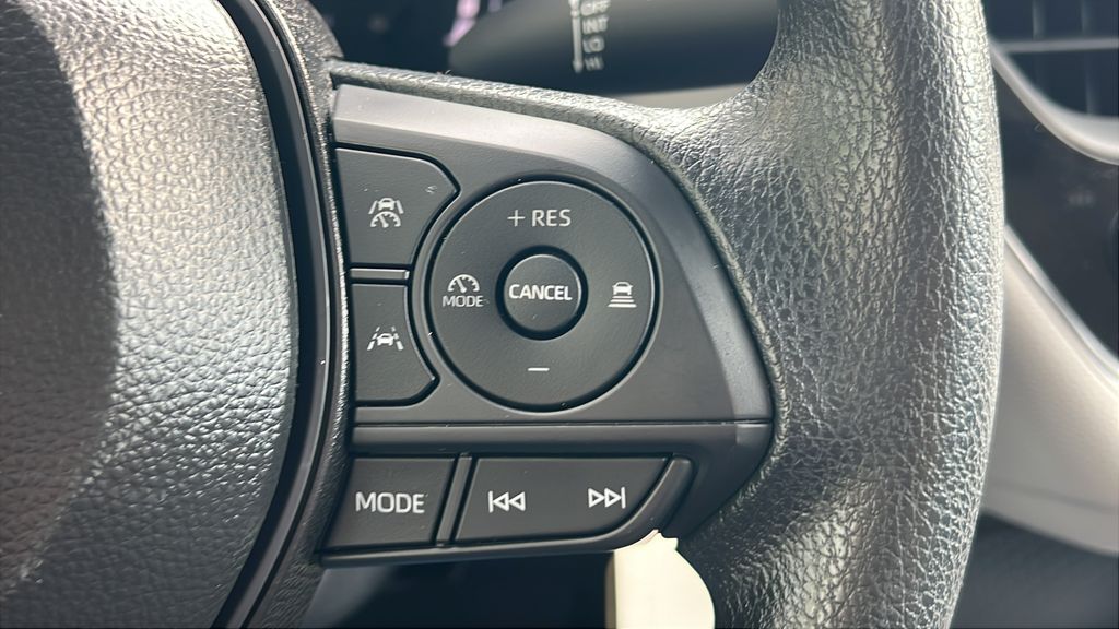 Certified Used 2026  Toyota LE image 19