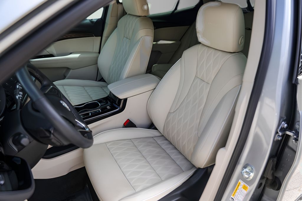 Used Car 2023 Buick Envision  Avenir For Sale Under $35,000 In Austin, Texas