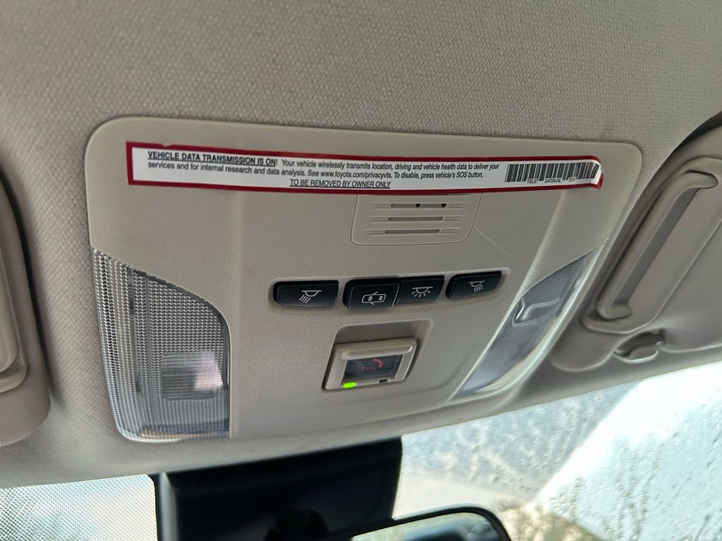 Thumbnail: 2021 Toyota Corolla - 27