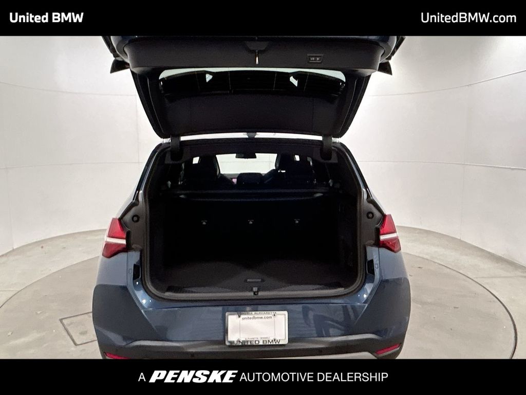 Thumbnail: 2026 BMW X3 - 22