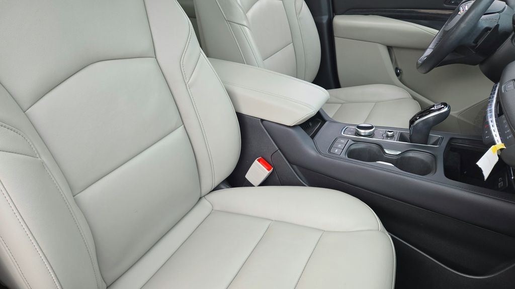 2023 Cadillac XT4