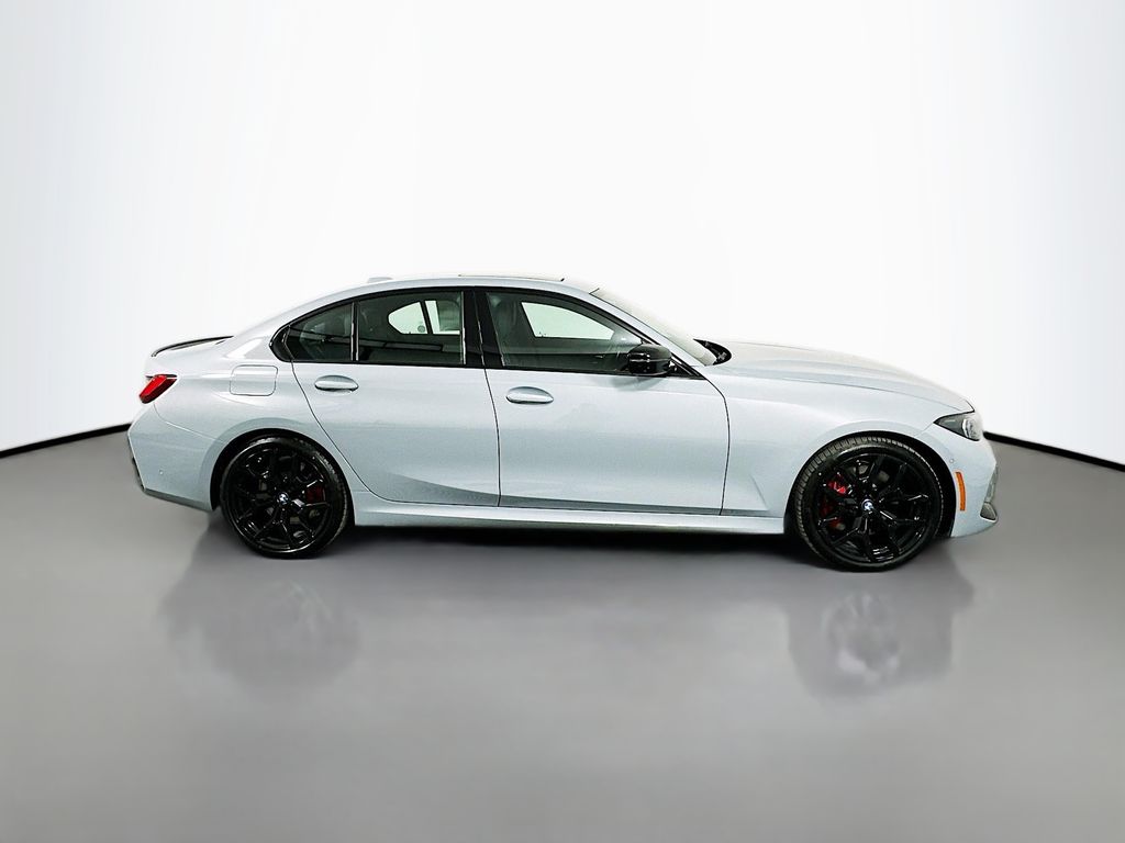 Thumbnail: 2025 BMW 3 Series - 4