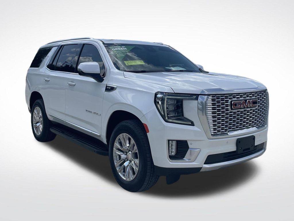 White Frost Tricoat 2024 GMC Yukon SUV / Crossover 4X2
