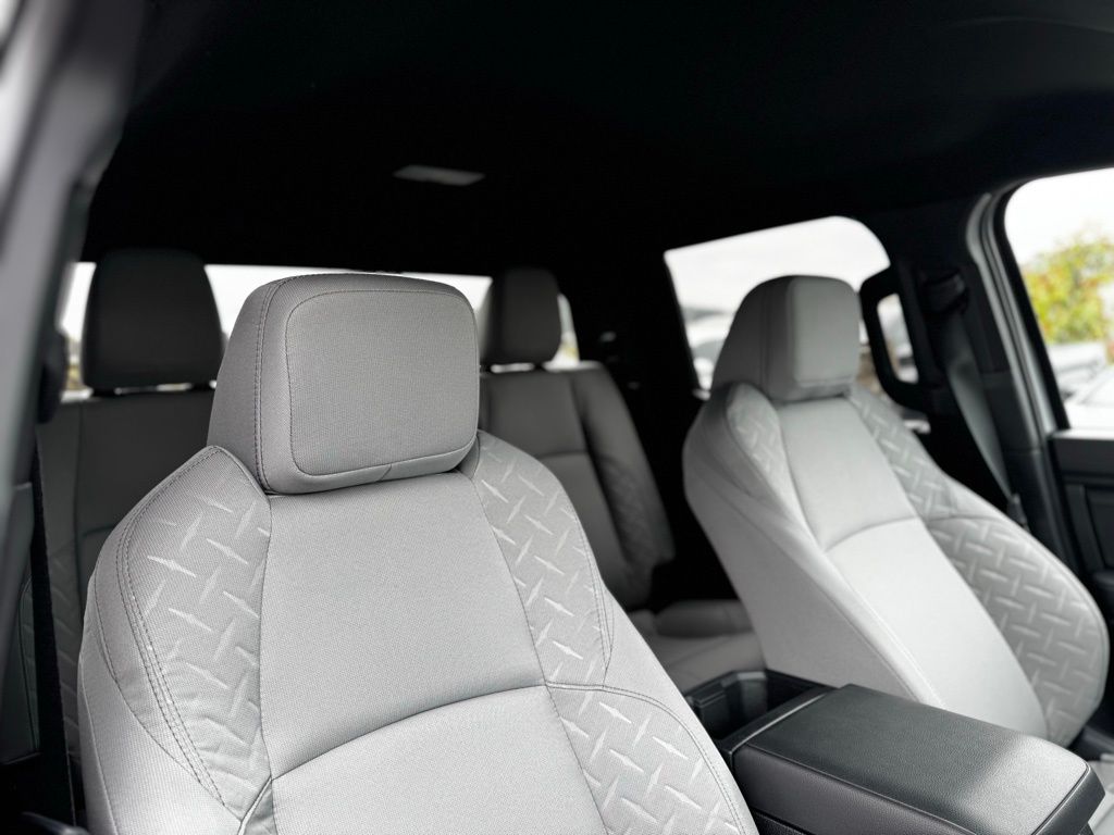 2025 Toyota Tacoma SR5 Double Cab photo 15