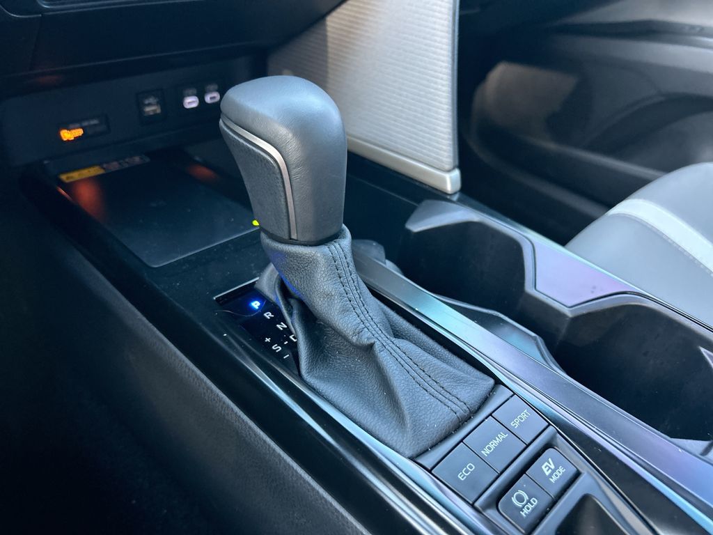 Thumbnail: 2026 Toyota Camry - 27