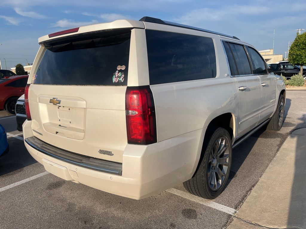 Thumbnail: 2015 Chevrolet Suburban - 3