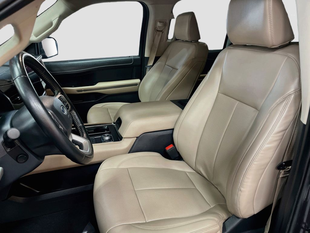 Used 2024 Gray Metallic Ford XLT image 22