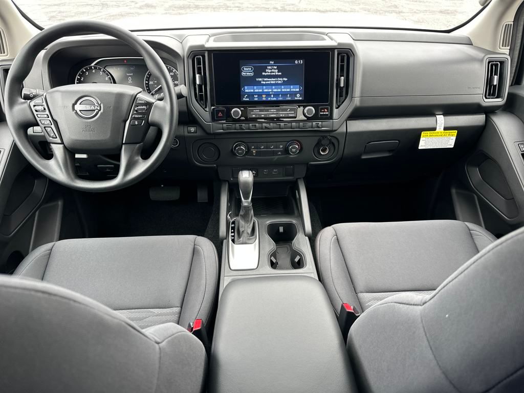 2025 Nissan Frontier S photo