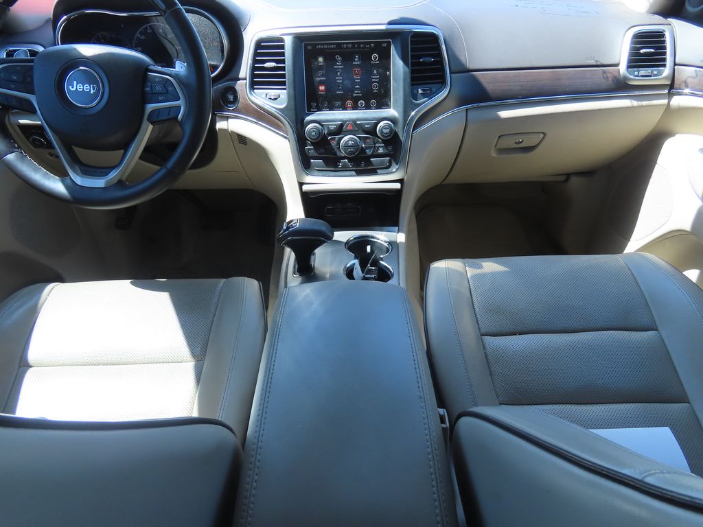 Thumbnail: 2015 Jeep Grand Cherokee - 7