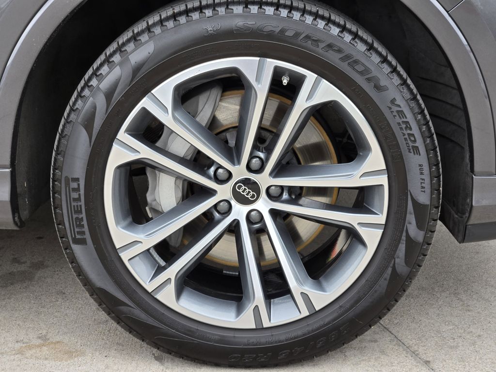used 2025 Audi Q7 car, priced at $49,941