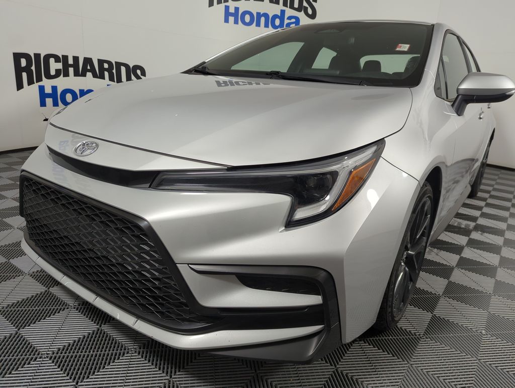 2024 Toyota Corolla SE FWD