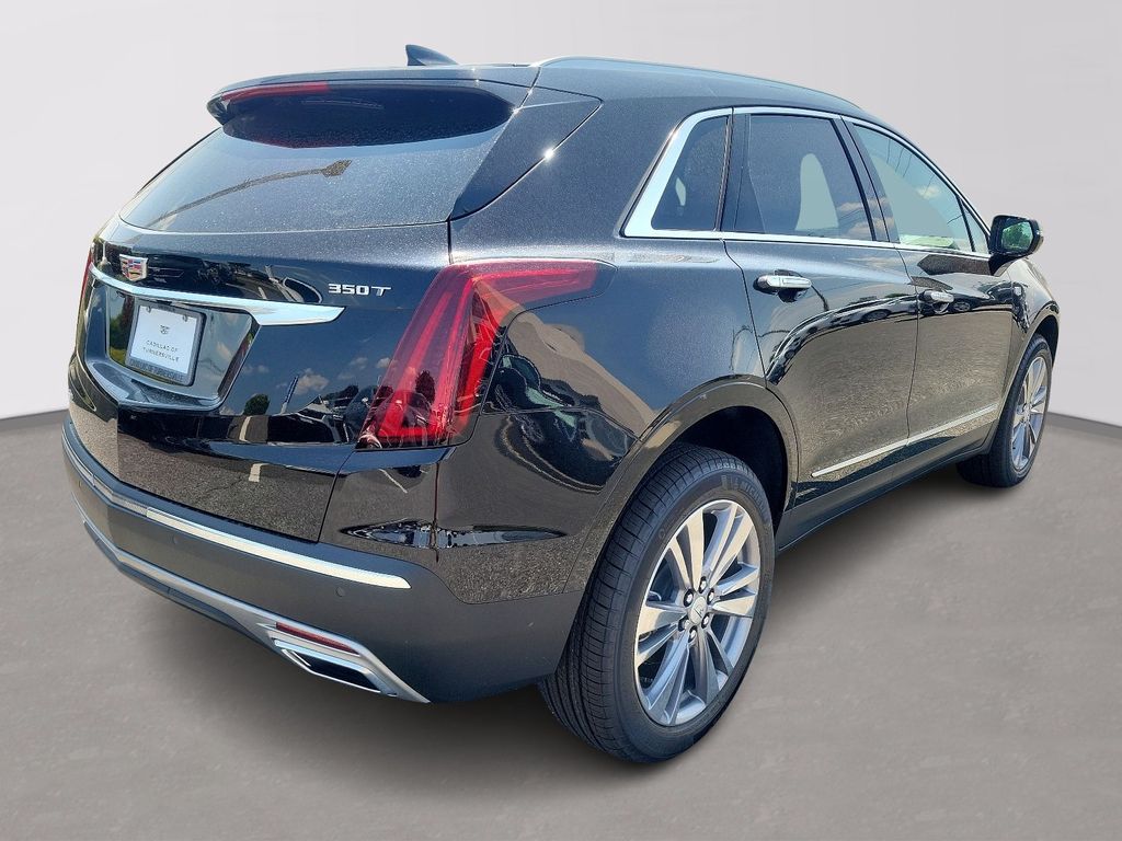 2025 Cadillac XT5 Premium Luxury 3
