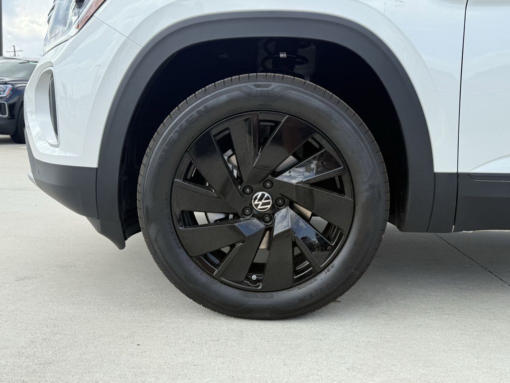 2026 Volkswagen Atlas 2.0T SE w/Technology - 8
