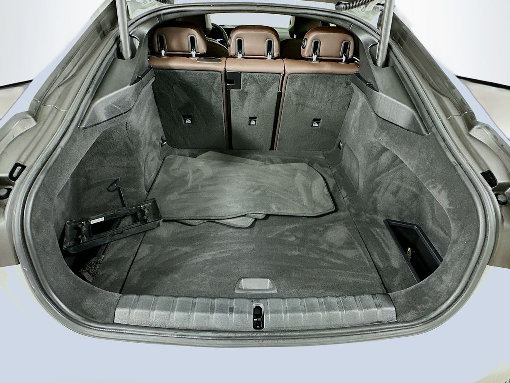 Thumbnail: 2023 BMW i4 - 27