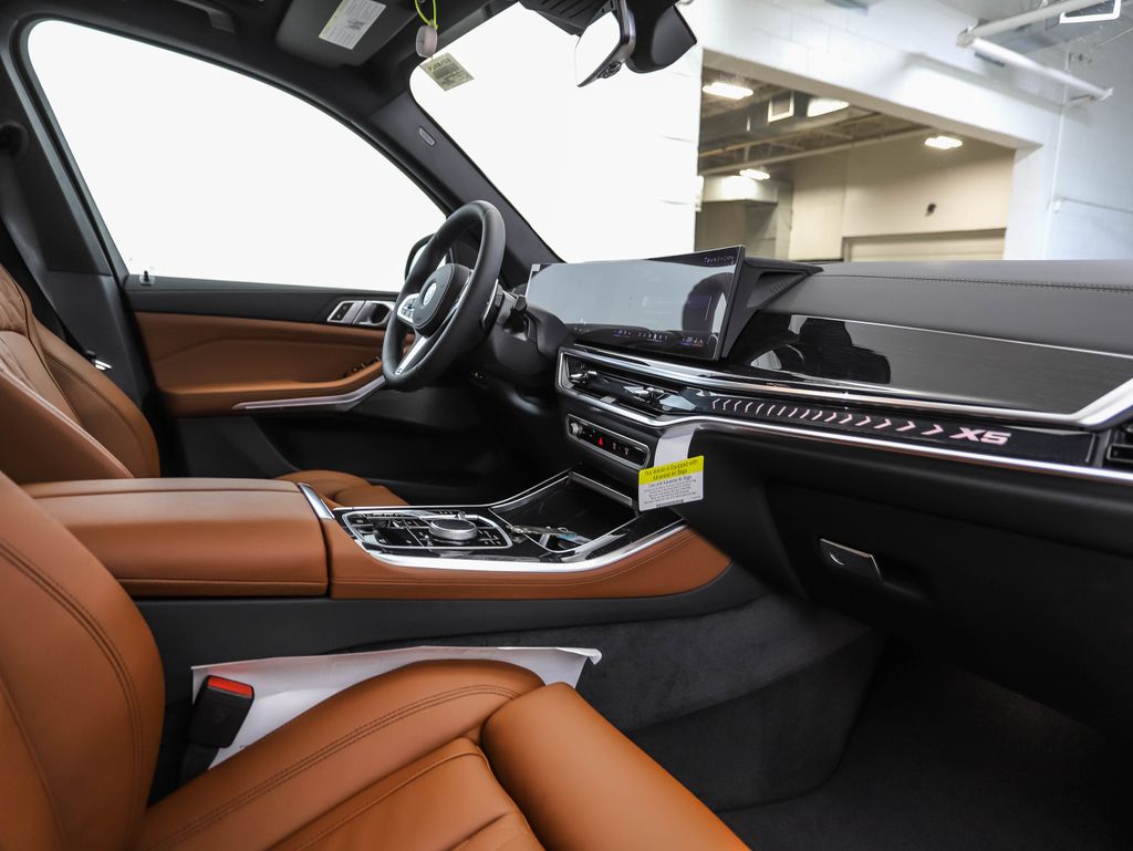 Thumbnail: 2026 BMW X5 - 29