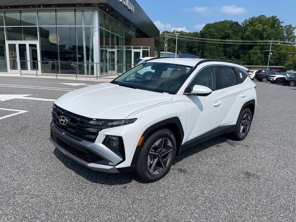 White Pearl 2026 Hyundai Tucson Hybrid SUV / Crossover 6-Speed Automatic