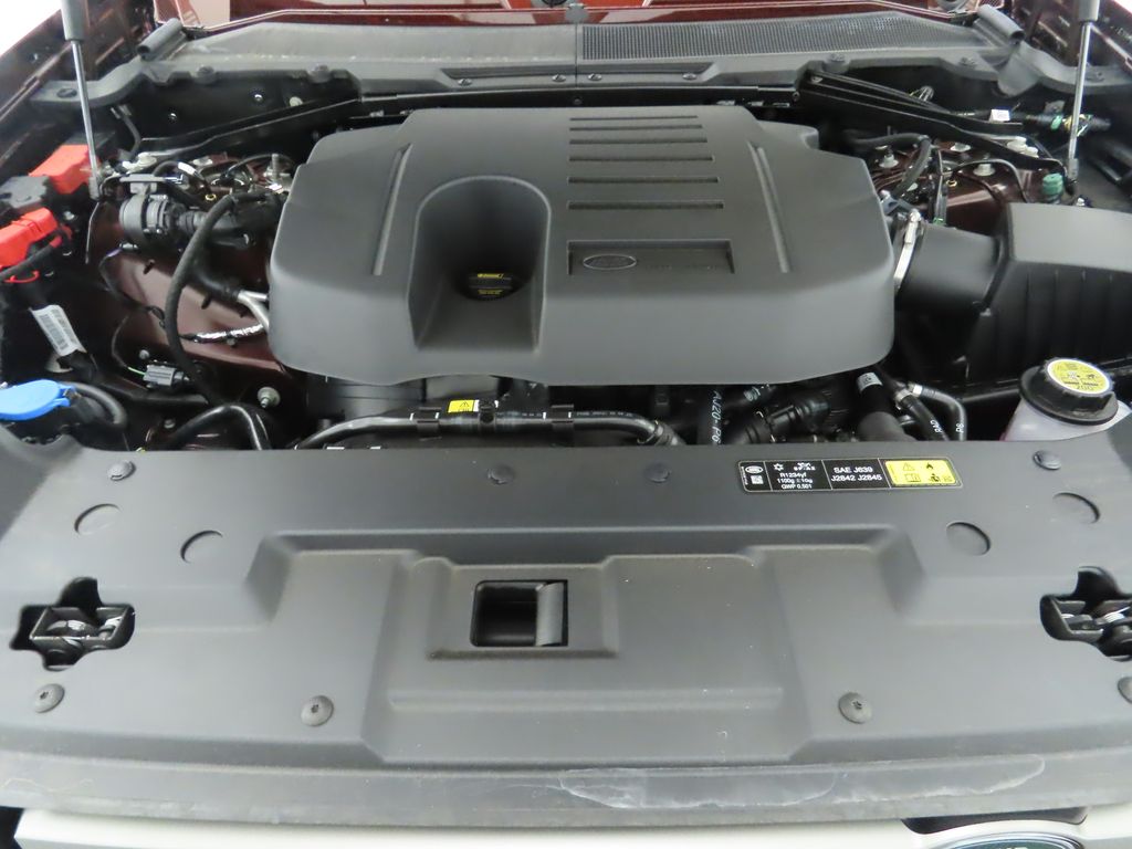 Thumbnail: 2025 Land Rover Defender - 31