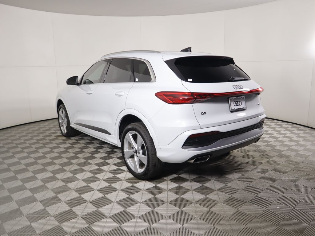 Thumbnail: 2025 Audi Q5 - 7